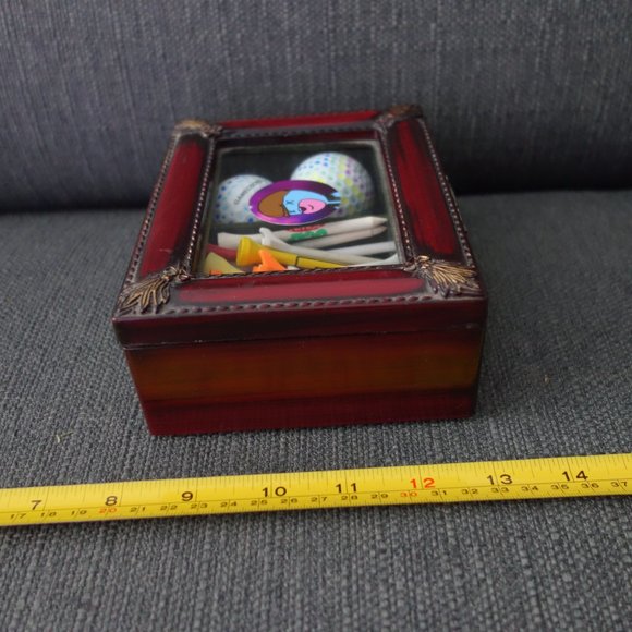 inBetweeners NFT#9570 x bigd0gg Golf Hand Designed Titleist Pro VI Golf Ball Set - Picture 12 of 14